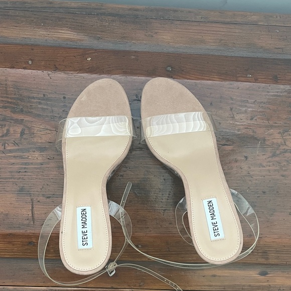 Steve Madden - Clear Platform Heels - Picture 3 of 4
